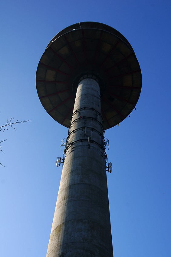 Sendeturm von unten