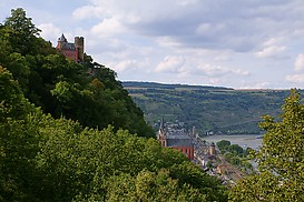 Blick auf Sch?nburg und Oberwesel